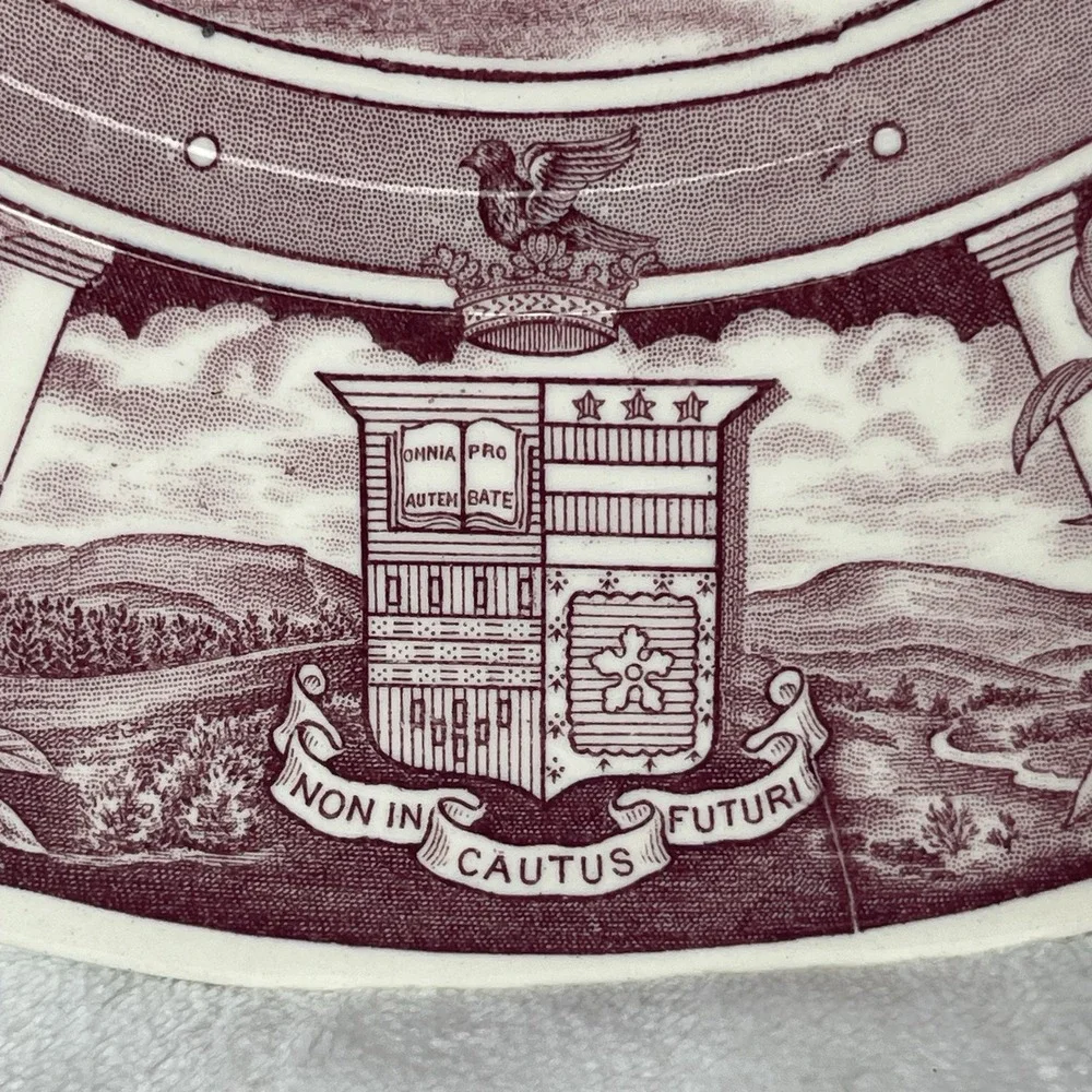 Vintage 1949 Wedgwood Washington & Lee University Doremus Gymnasium Plate 10.75
